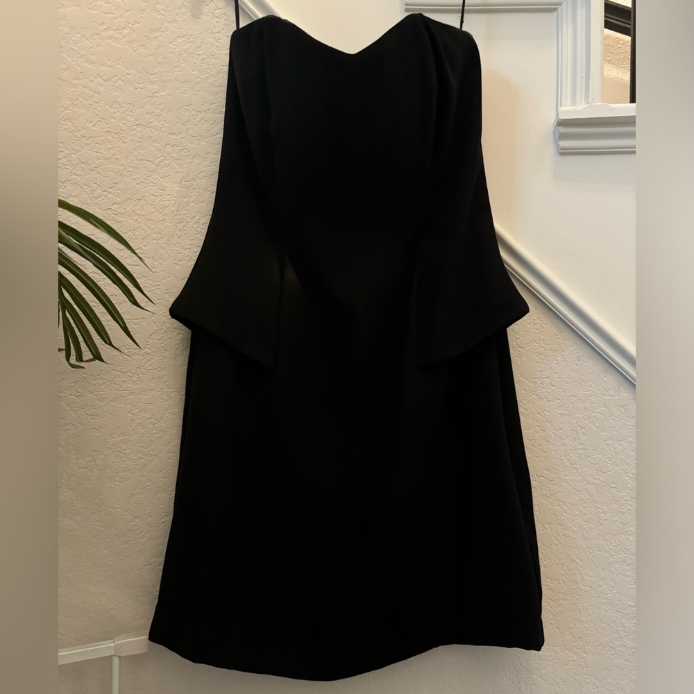 FOLIC Strapless Black Dress